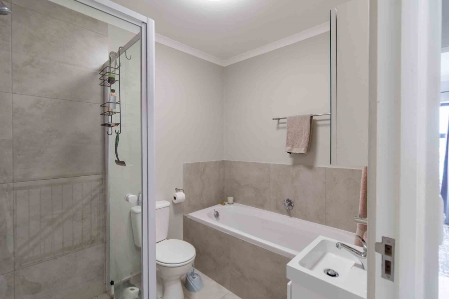 To Let 2 Bedroom Property for Rent in Zonnendal Western Cape